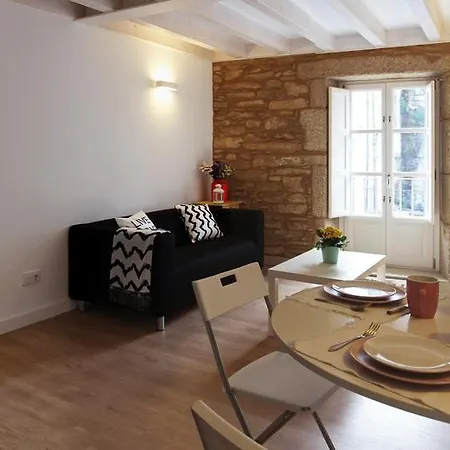 Puerta Del Camino サンティアゴ・デ・コンポステーラ